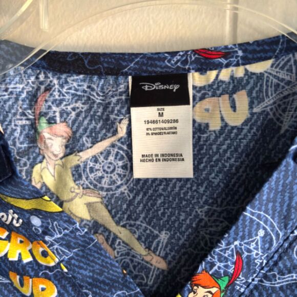 Disney Tooniforms Unisex Size M PETER PAN Never Grow Up Nurse Medical Scrub Top - Picture 3 of 7